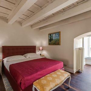 Kamer met een King Size Bed